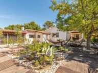 Propriété de 400 m² sur terrain paysagé de 3411m² — photo 3