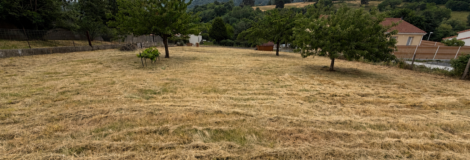 Terrain  1069 m² à vendre à Chanonat (63450)