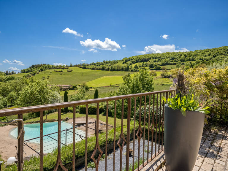 BEAUJOLAIS PIERRES DOREES, Propriété, 431m2 hab., dépendance aménageable (100 M2), cour et jardin, vue — photo 1