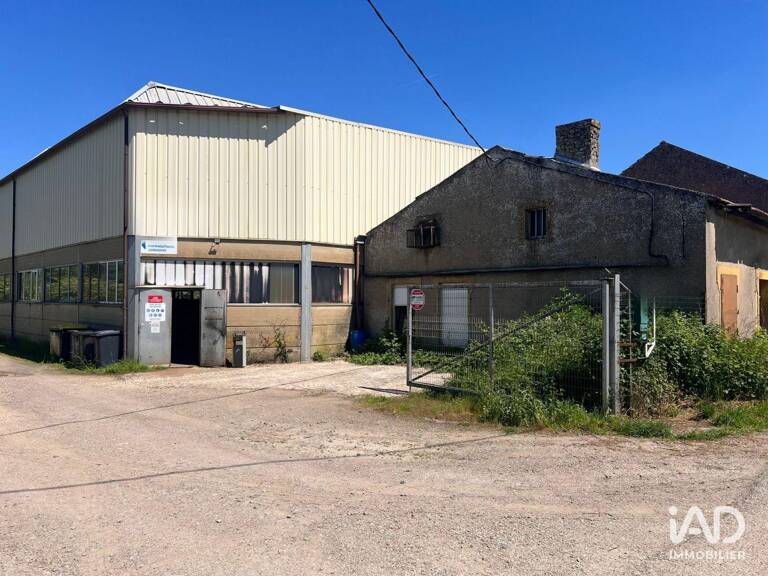 Vente Hangar 1 600 m&sup2; — photo 1