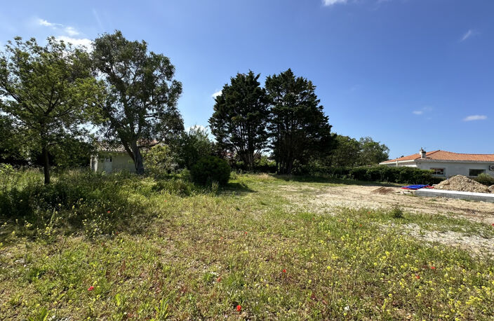 TERRAIN CONSTRUCTIBLE 647 m2 VAUX SUR MER PROCHE PLAGES ET C — photo 2