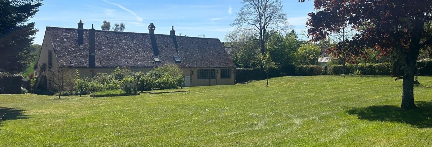 Maison 11 Pièces 237 m² à vendre à Tourouvre au Perche (61190)