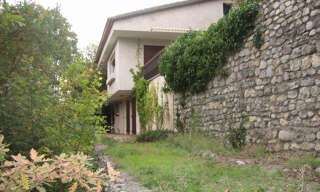 Maison 7 Pièces 225 m² à vendre à Laragne-Montéglin (05300)