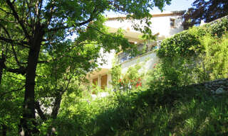 Maison 7 Pièces 225 m² à vendre à Laragne-Montéglin (05300)