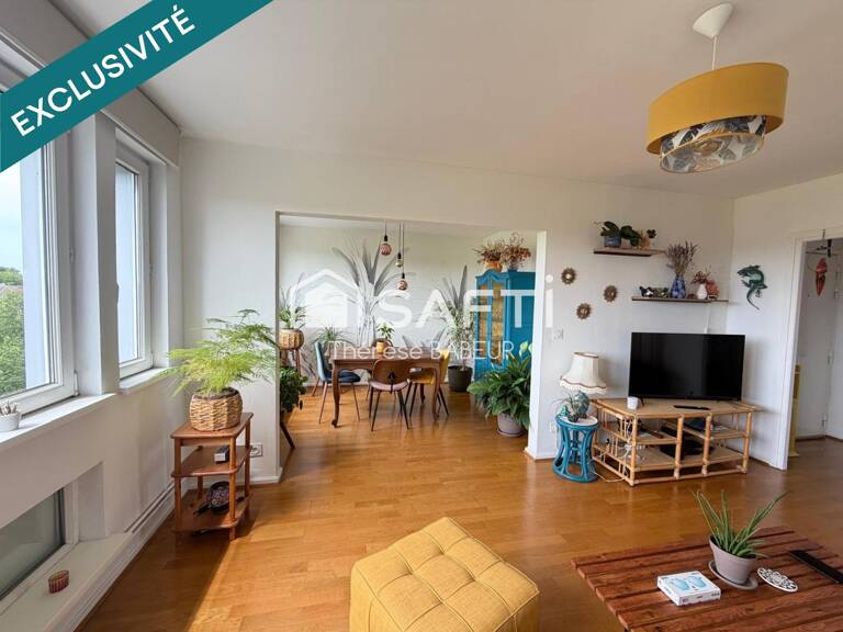 Marcq-en-Barœul  T4 entièrement rénové avec garage et cave — photo 1