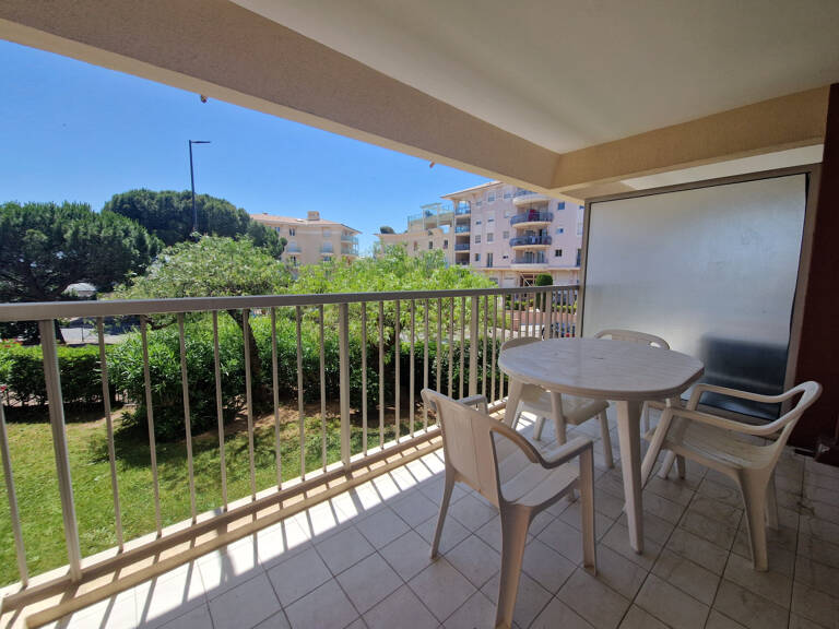 Appartement studio avec terrasse à 2 pas des plages — photo 1