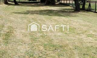 Terrain  800 m² à vendre à Montlieu-la-Garde (17210)