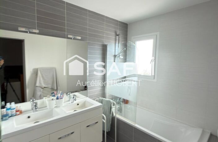Belle maison lumineuse au calme, piscine — photo 4