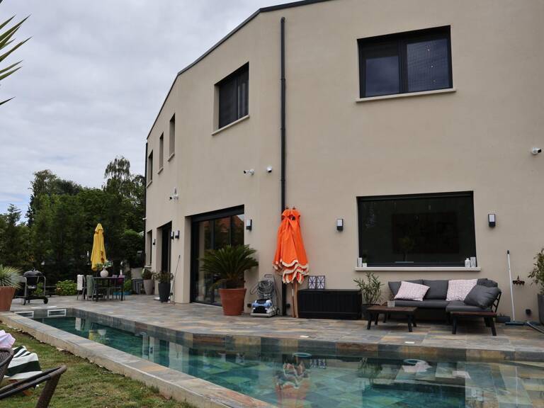 Maison / Villa Orgeval — photo 1