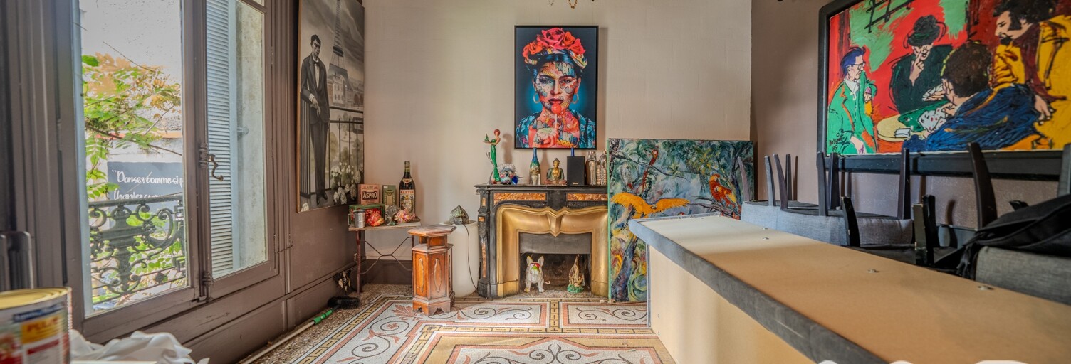 Immeuble  182 m² à vendre à Vallon-Pont-d'Arc (07150)