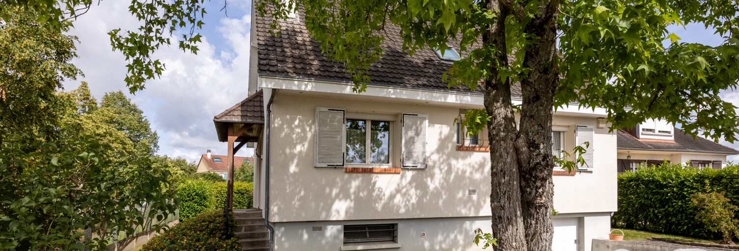 Maison 6 Pièces 114 m² à vendre à Saint-Jean-de-la-Ruelle (45140)