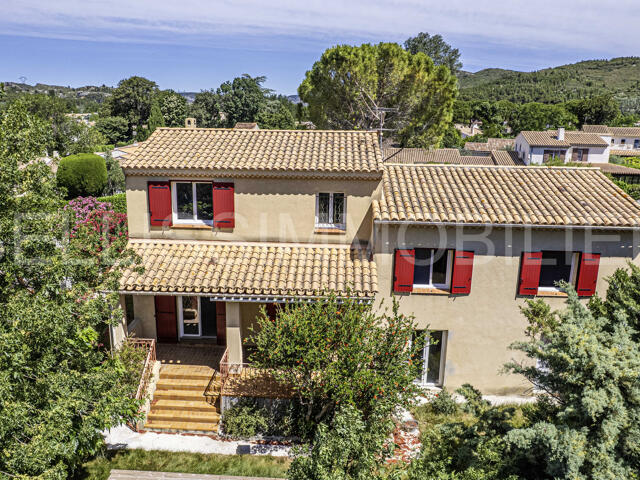 Maison proposé à Eyguières