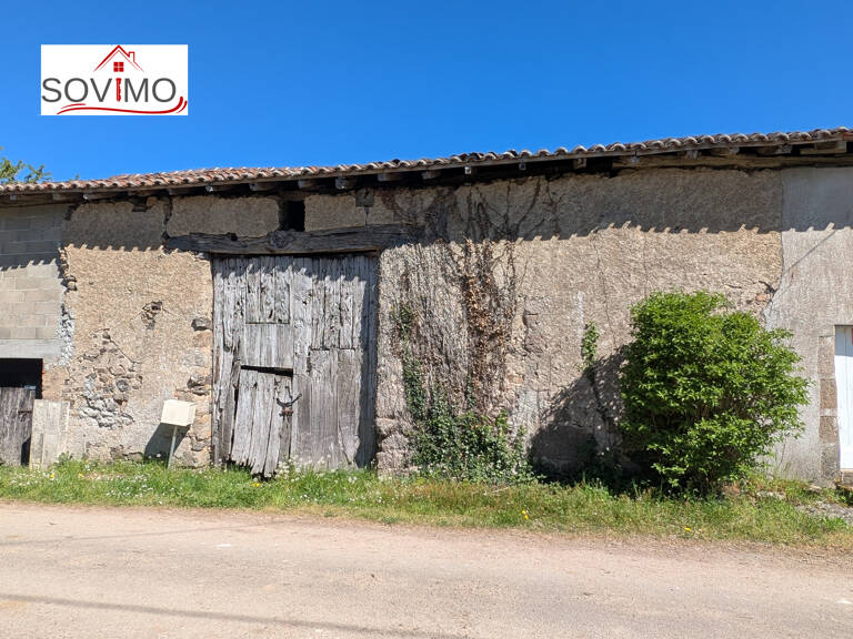GRANGE MITOYENNE NON CONVEERTIBLE AVEC TERRAIN EN FACE BORDU — photo 1