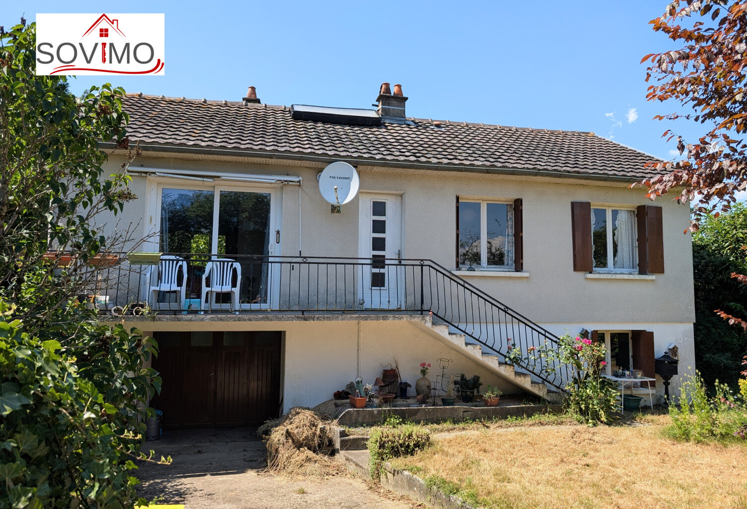 MAISON SUR SOUS-SOL SURÉLEVÉ AVEC JARDIN ARBORÉ ATTENANT ET — photo 1