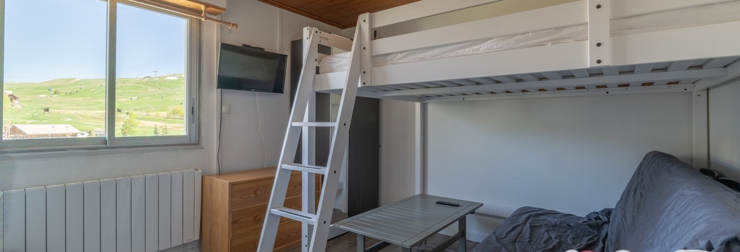 Appartement 1 Pièce 15 m² à vendre à Huez (38750)