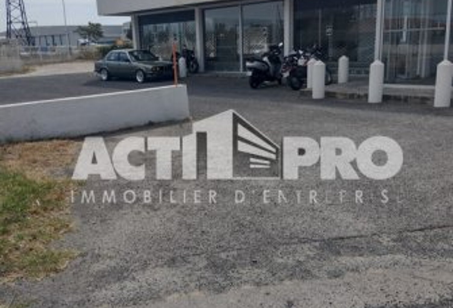 Murs Commerciaux à louer — photo 1