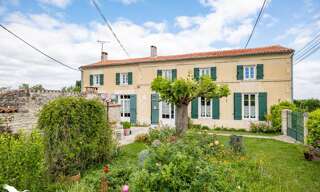 Maison 5 Pièces 157 m² à vendre à Lozay (17330)