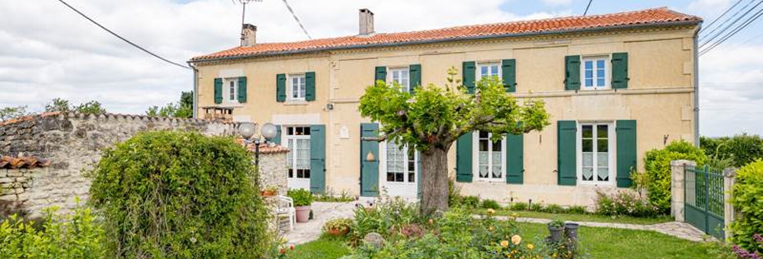 Maison 5 Pièces 157 m² à vendre à Lozay (17330)