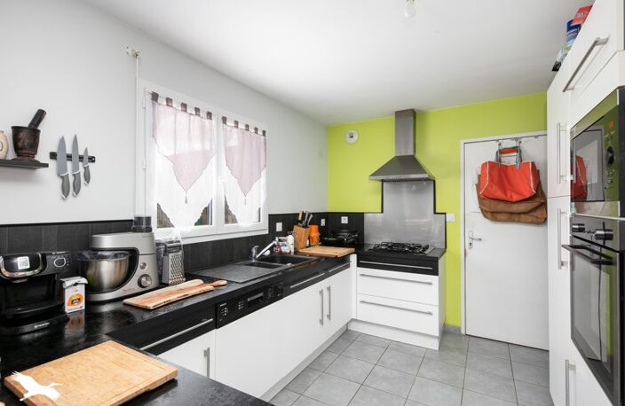 Contemporaine de 6 pièces principales — photo 2