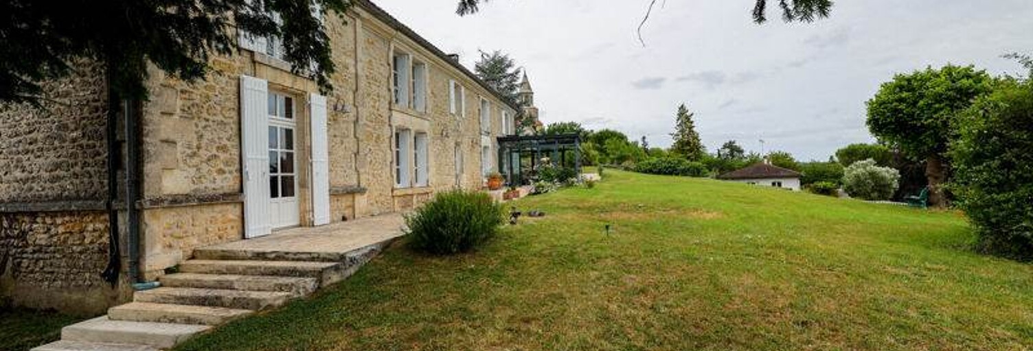 Maison 8 Pièces 210 m² à vendre à Châteauneuf-sur-Charente (16120)