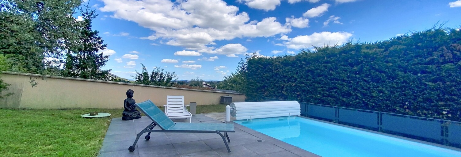 Maison 8 Pièces 218 m² à vendre à Charly (69390)