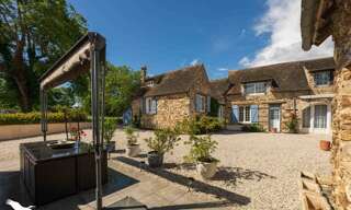 Maison 10 Pièces 232 m² à vendre à Bréval (78980)