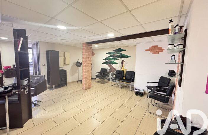 Vente Boutique/Local commercial 95 m&sup2; — photo 2