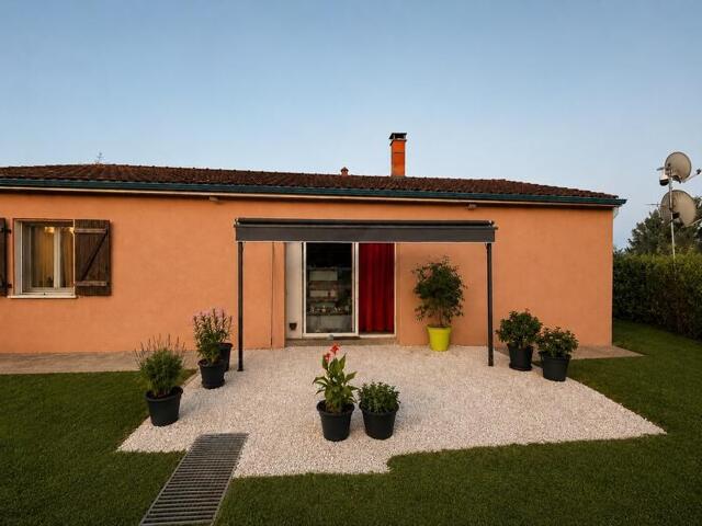 Maison proposé à Puycelsi