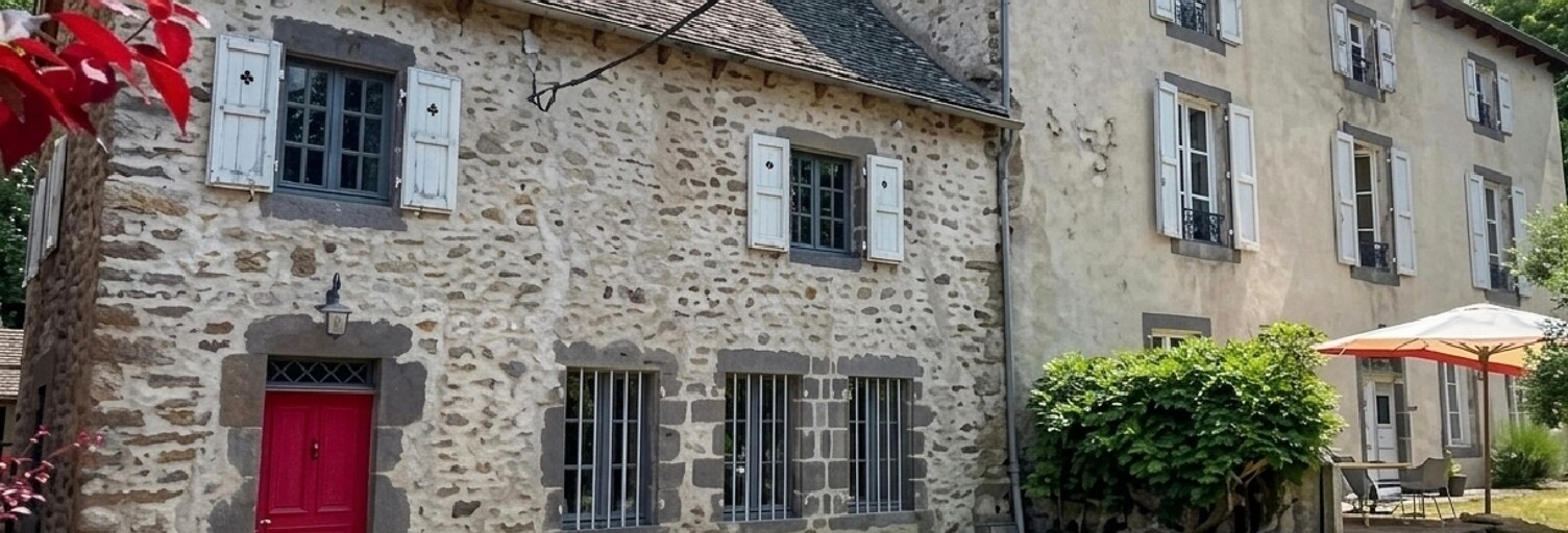 Maison 12 Pièces 470 m² à vendre à Anglards-de-Saint-Flour (15100)