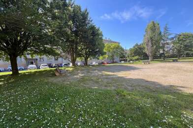 Appartement 4 pièces 143640 €