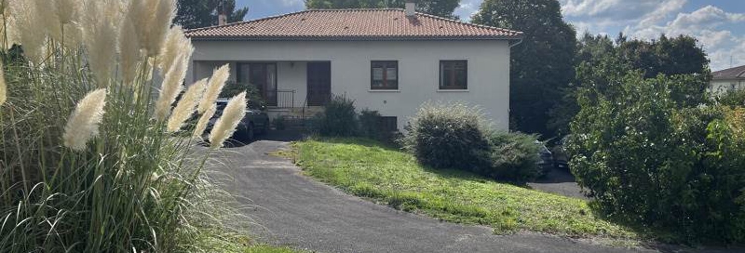 Maison 6 Pièces 181 m² à vendre à Montbron (16220)