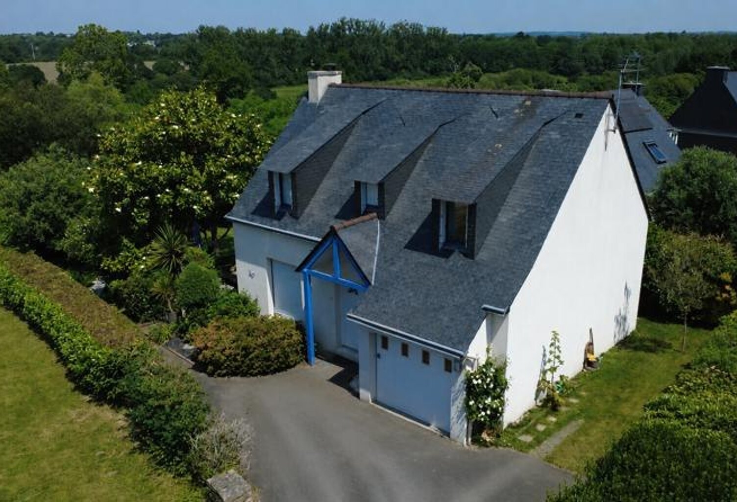 Contemporaine de 6 pièces principales — photo 1