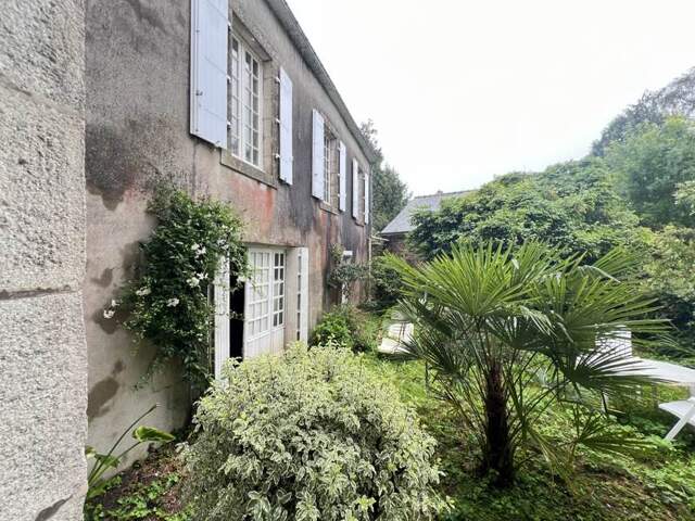 Maison de ville de 8 pièces principales — photo du bien