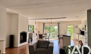 Maison 5 Pièces 129 m² à vendre à Camblanes-et-Meynac (33360)