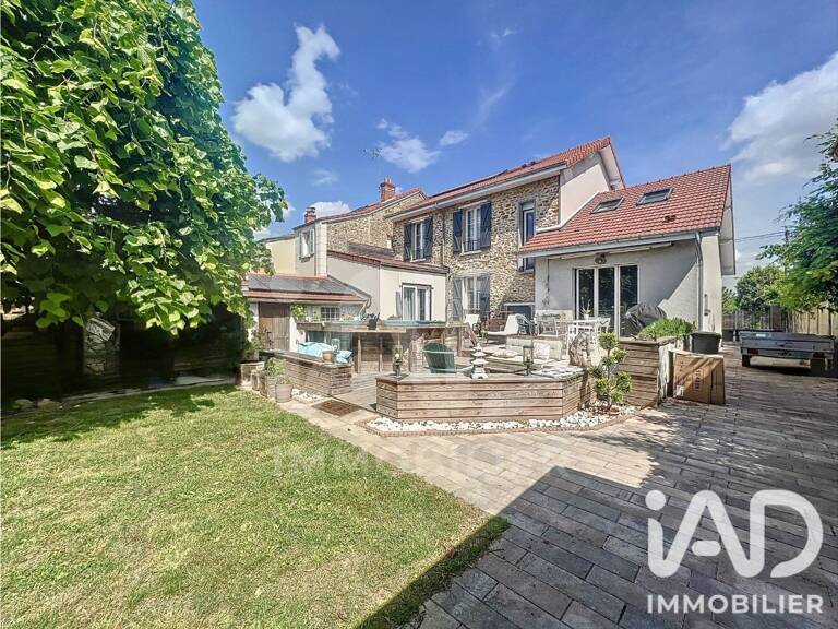 Vente Maison/villa 7 pièces — photo 1