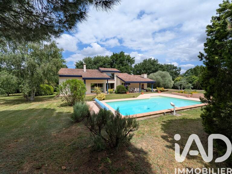 Vente Maison traditionnelle 7 pièces — photo 1