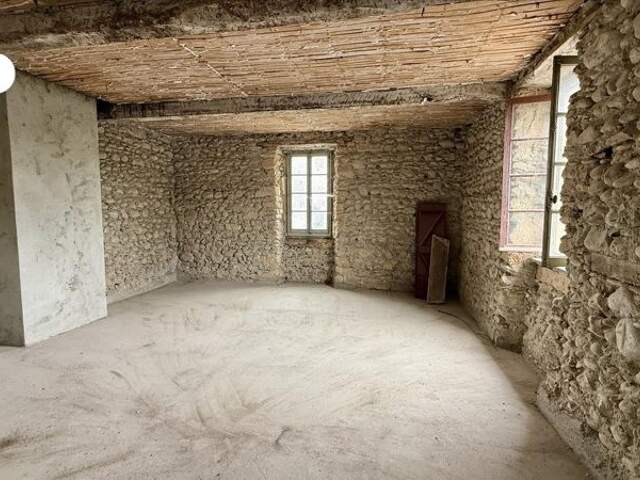 Maison de ville de 7 pièces principales — photo du bien
