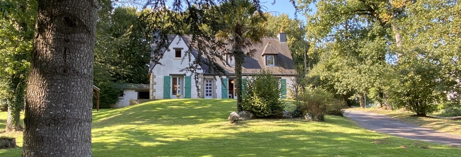 Maison 7 Pièces 139 m² à vendre à Guillac (56800)