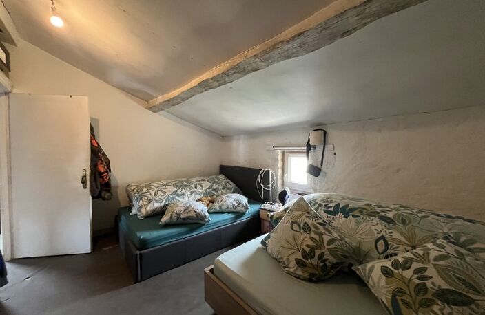 Maison en pierre de 3 pièces principales — photo 5