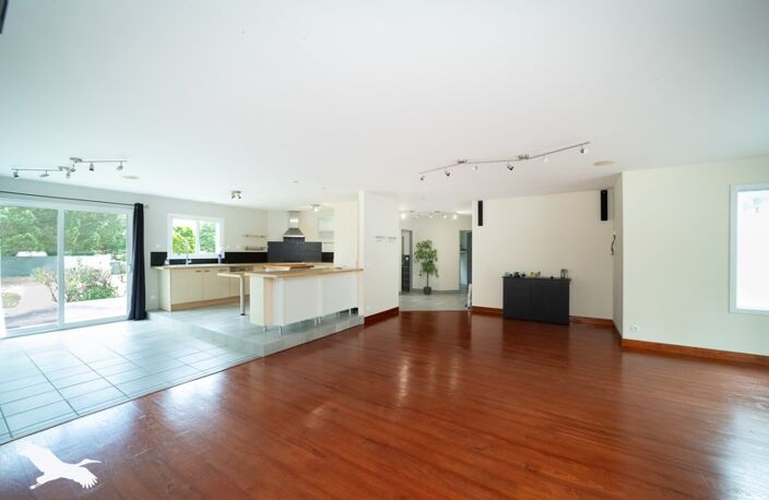 Contemporaine de 6 pièces principales — photo 3