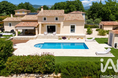 Maison 5 pièces 890000 €