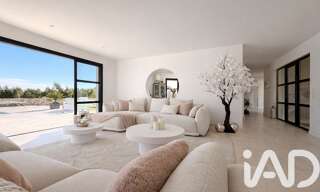 Maison 7 Pièces 240 m² à vendre à La Cadière-d'Azur (83740)