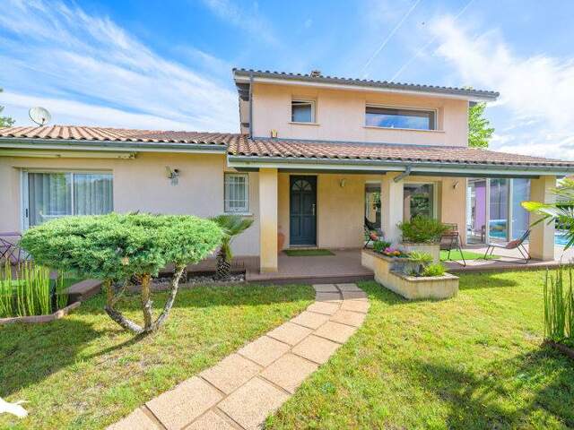 Maison 4 pièces 150 m² à Gujan-Mestras — photo du bien