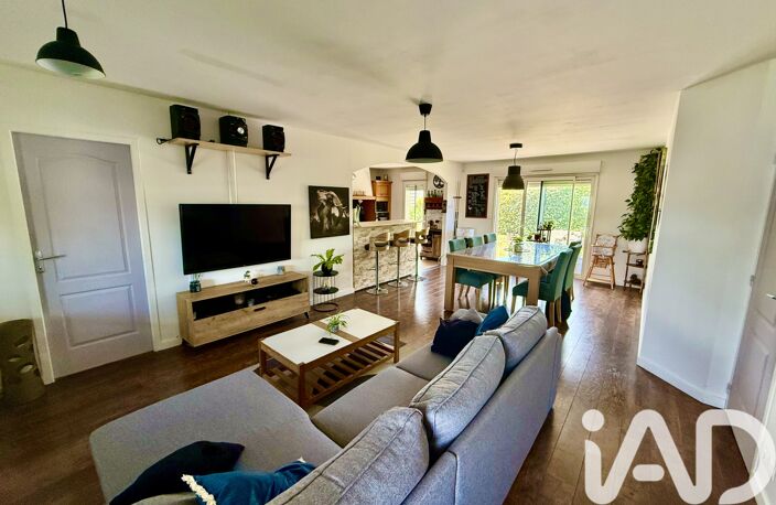 Vente Maison/villa 8 pièces — photo 2