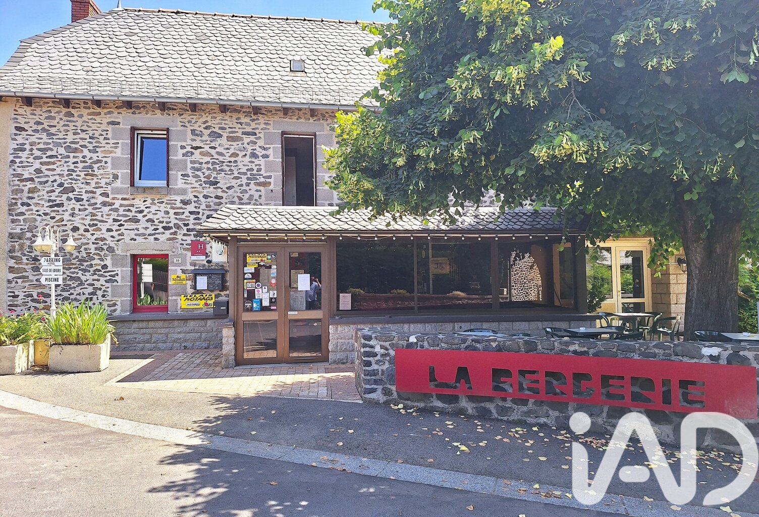Vente Boutique/Local commercial 600 m&sup2; — photo 1