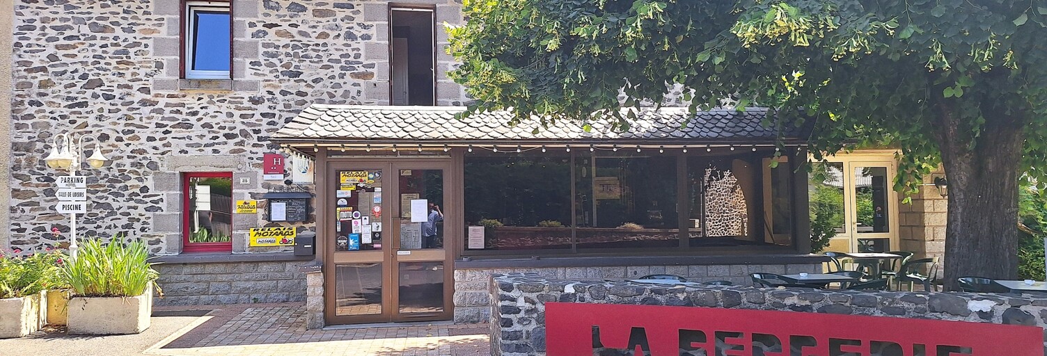 Commerce  600 m² à vendre à Vezels-Roussy (15130)