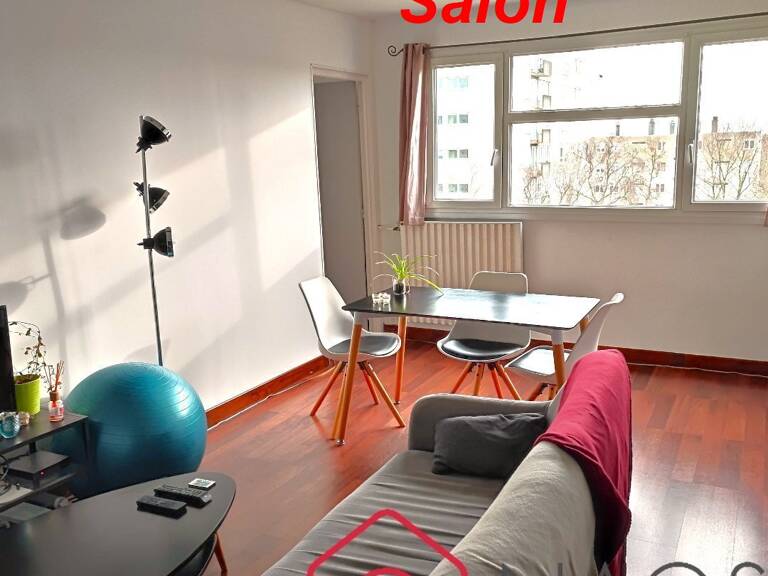 Bel Appt.T4.  66.77m². 3chambres + Parkings + Cave + garage vélos. — photo 1