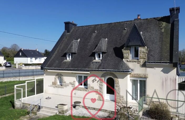 Disponible chez Naos immobilier  Saint-Gonnery  Spacieuse maison Néo-Bretonne avec dépendances — photo 2