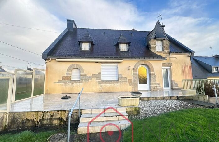 Disponible chez Naos immobilier  Saint-Gonnery  Spacieuse maison Néo-Bretonne avec dépendances — photo 3