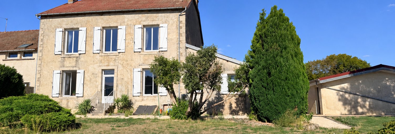 Maison 8 Pièces 233 m² à vendre à Chalindrey (52600)